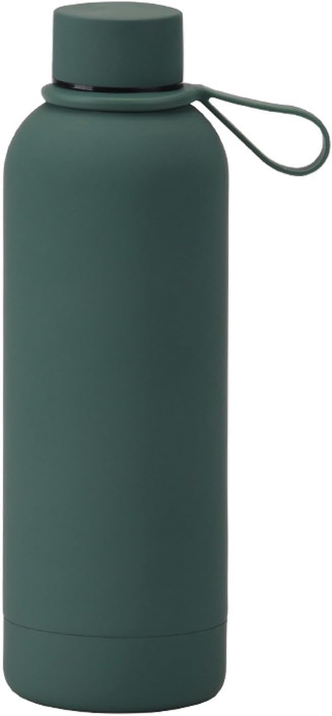 NIYO TOYS 750ml portable water bottle in green, ideal for travel and outdoor activities