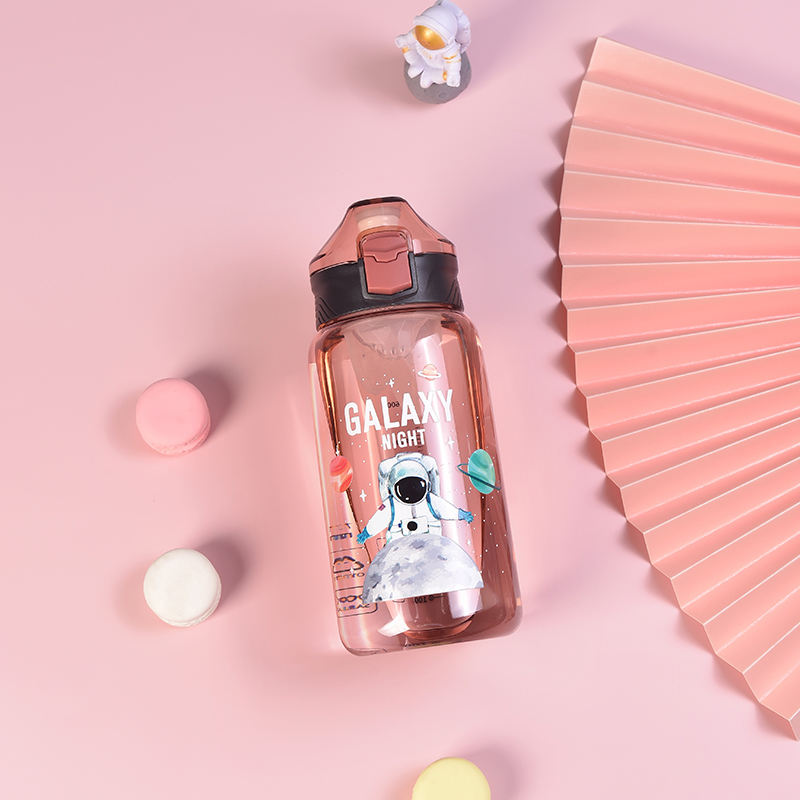 NIYO TOYS Galaxy Night Sipper Bottle featuring an astronaut design, perfect for kids on the go