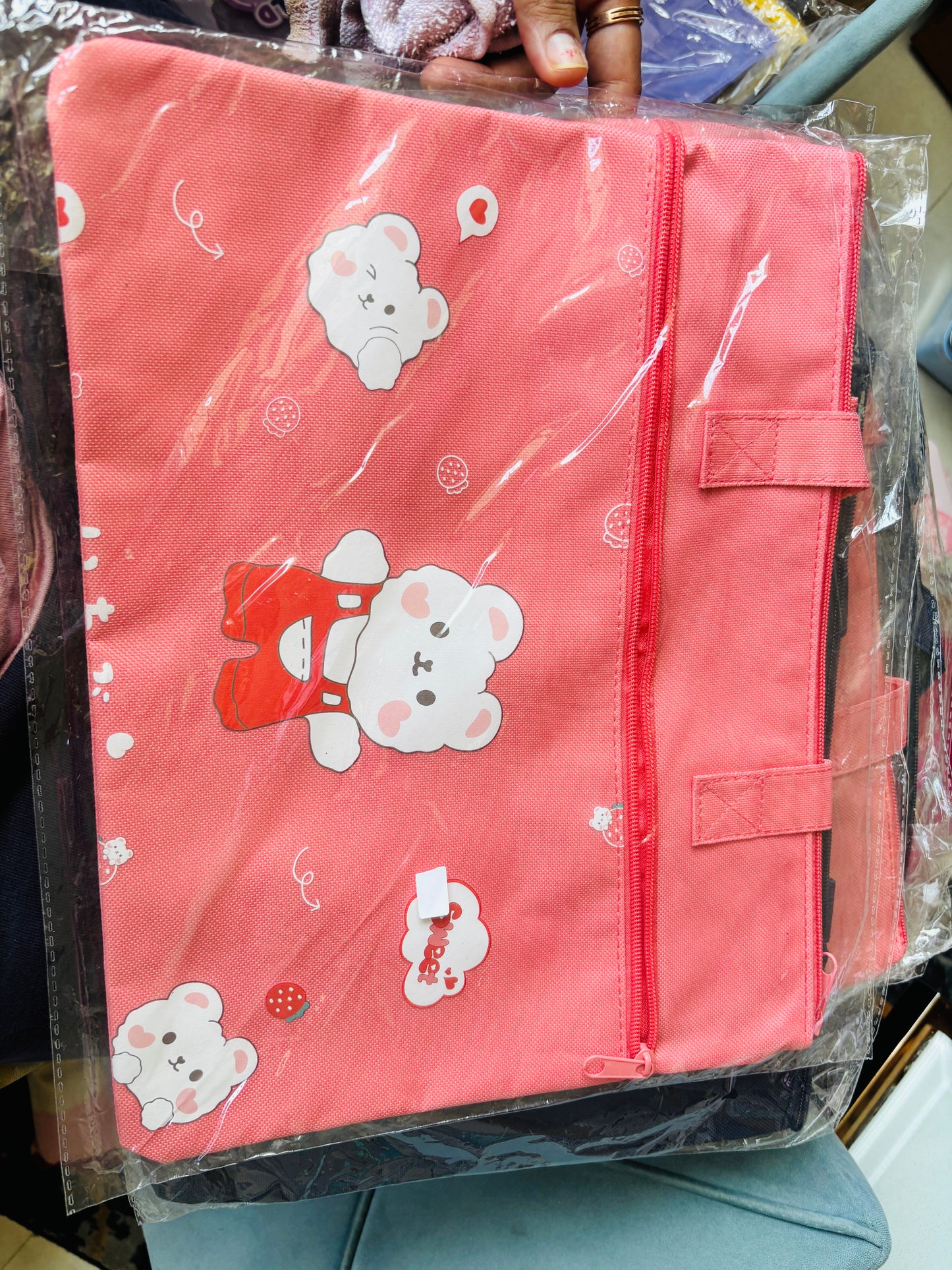 Niyo Tote Bag for Shopping in pink with cute bear designs, ideal for eco-friendly shopping trips