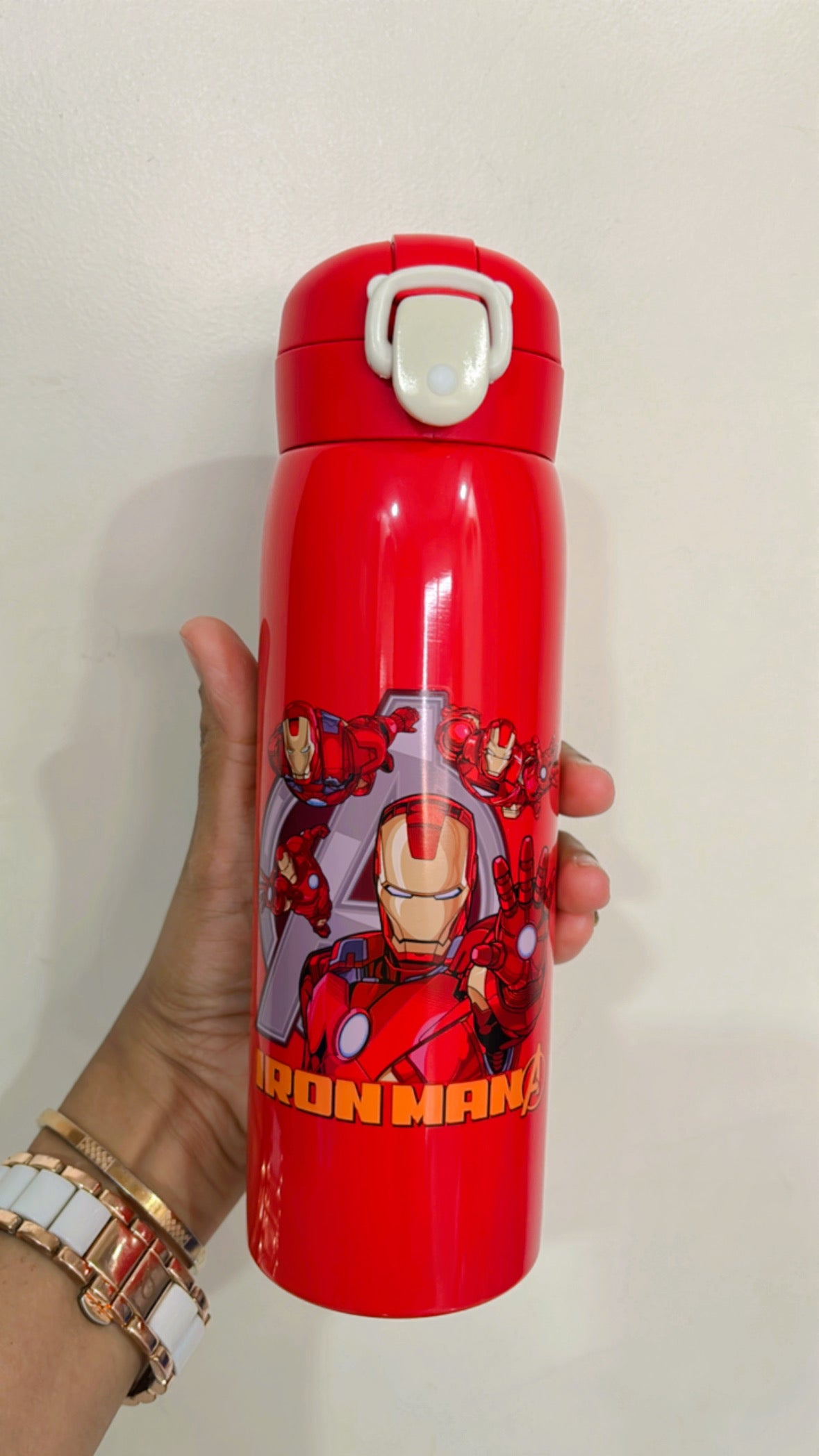 NIYO TOYS 500ml superhero water bottle featuring Iron Man design in vibrant red