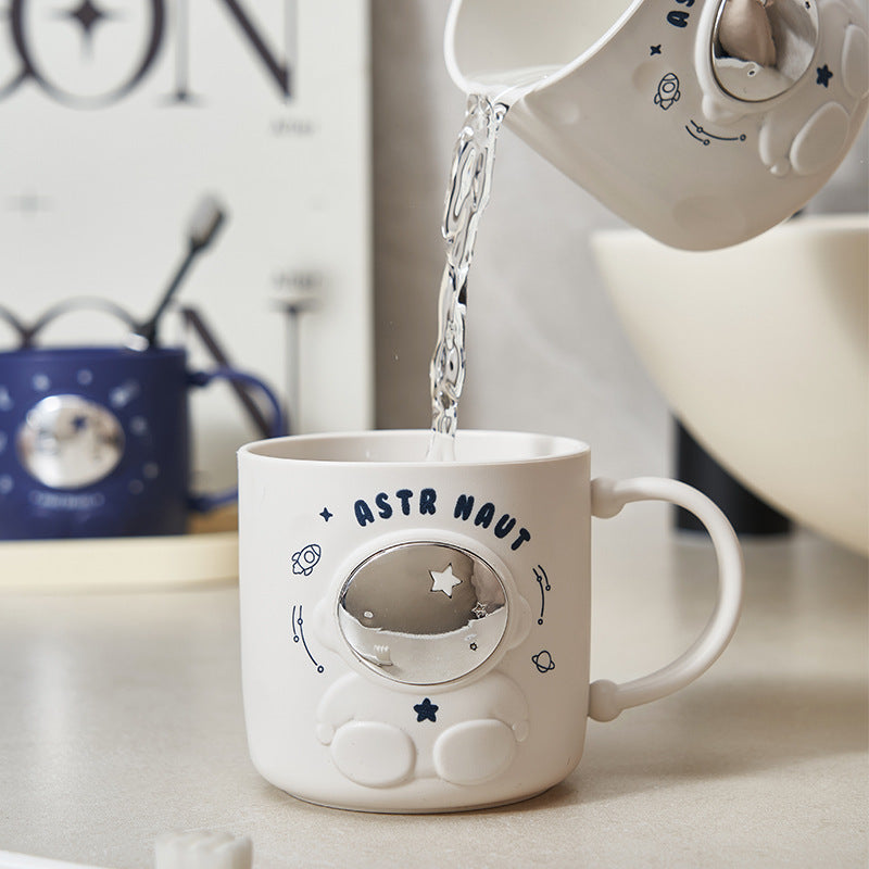 Cuties Astronaut Toothbrush Cup