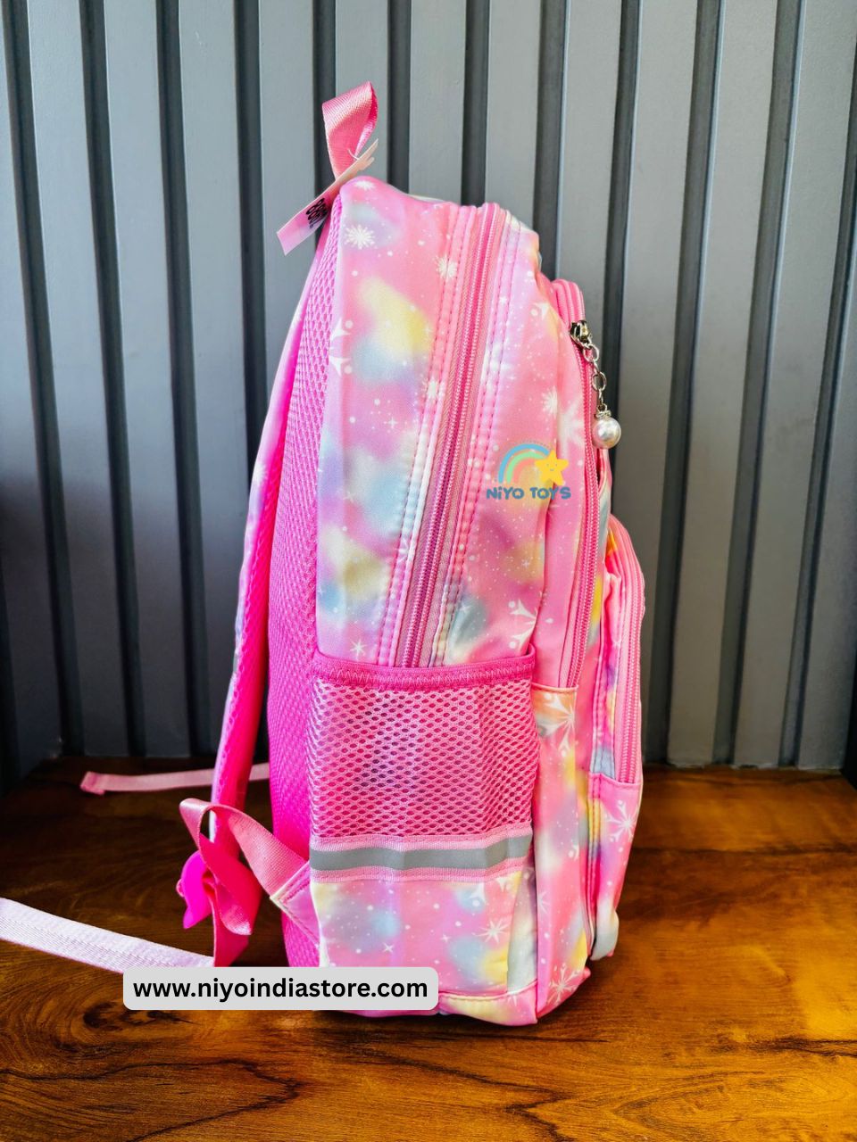 Pink NIYO TOYS Frozen school backpack with mesh side pockets and stylish space design