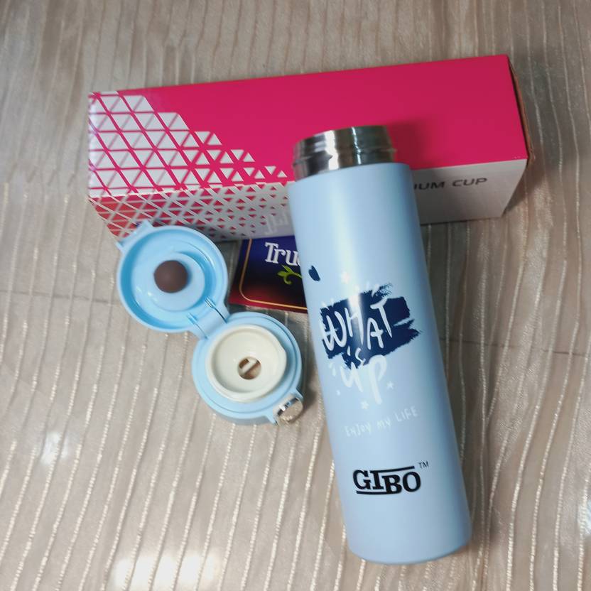 NIYO TOYS 500 ml insulated bottle in blue with a modern design and stylish cap