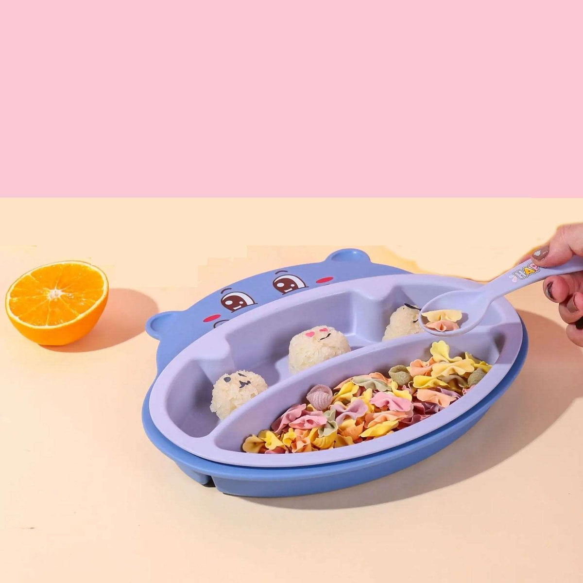 Cute blue bear-shaped plate for kids, perfect for serving snacks and meals, age 3+, fun dinnerware