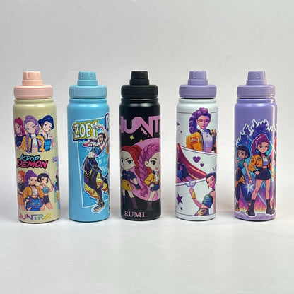 Colorful NIYO TOYS water bottles featuring trendy designs, perfect for ages 5 and up