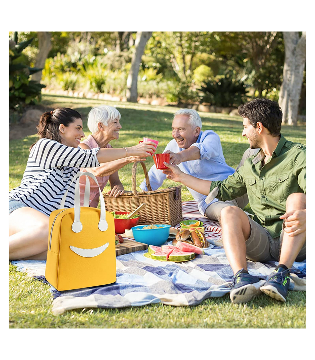 NIYO TOYS yellow lunch bag for picnics, suitable for all ages, featuring a cheerful smiley design.