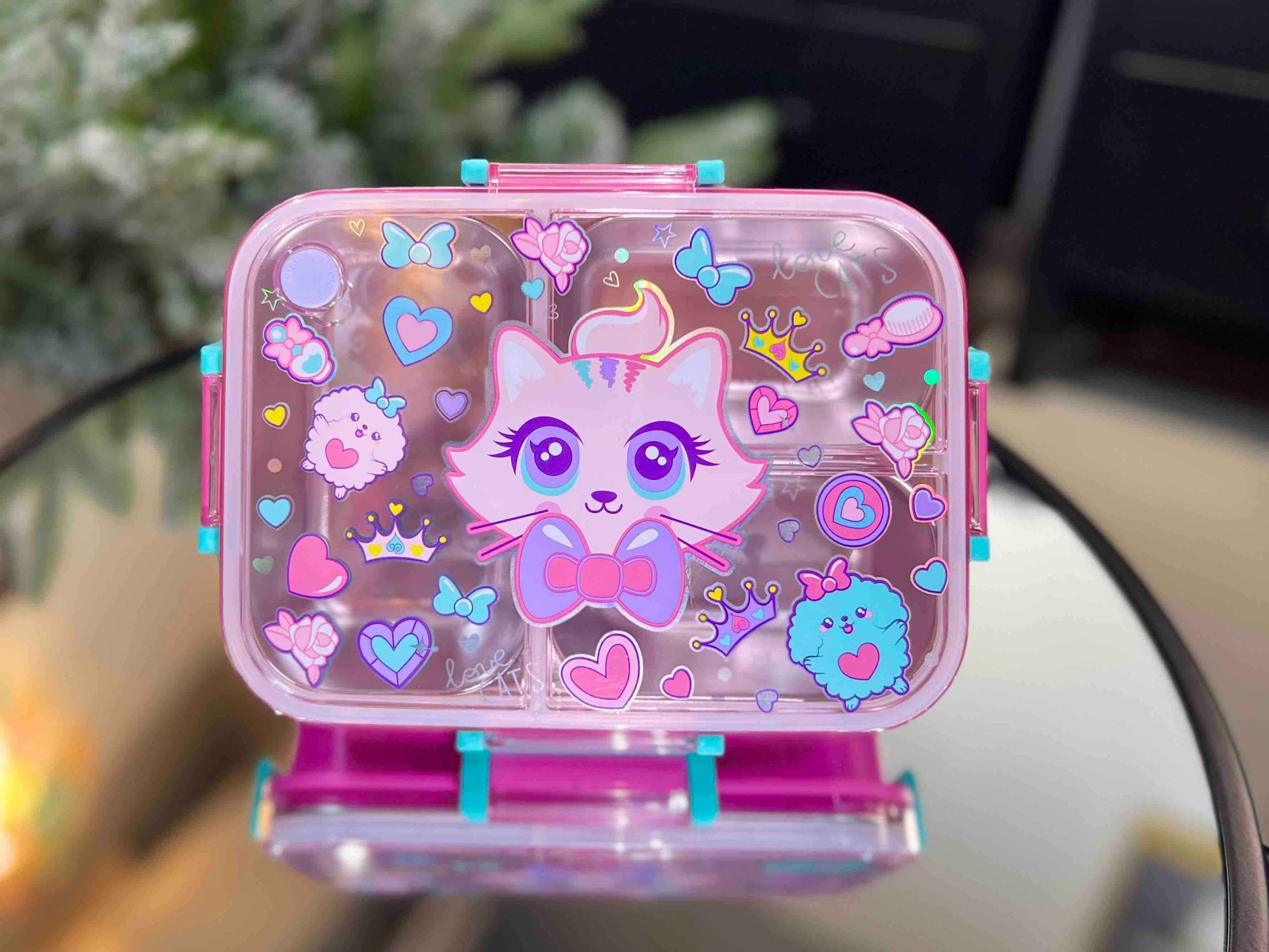 Colorful luxury lunchbox for kids with cat design and fun stickers for school meals