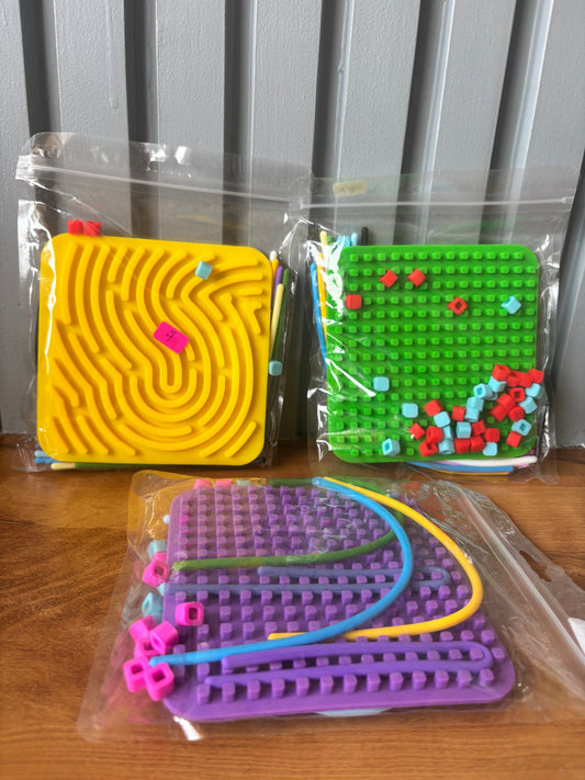 NIYO TOYS sensory fidget toy set in yellow, green and purple for ages 3+, great for stimulating play and relaxation