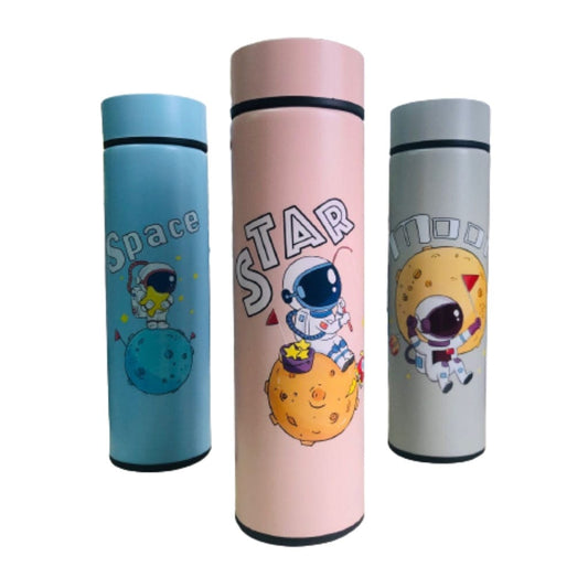 Stylish stainless steel drinks bottle in pastel colors for kids, featuring astronaut themes for ages 3 and up