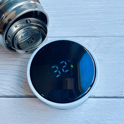 NIYO TOYS stainless steel drinks bottle with digital temperature display, suitable for kids and adults.