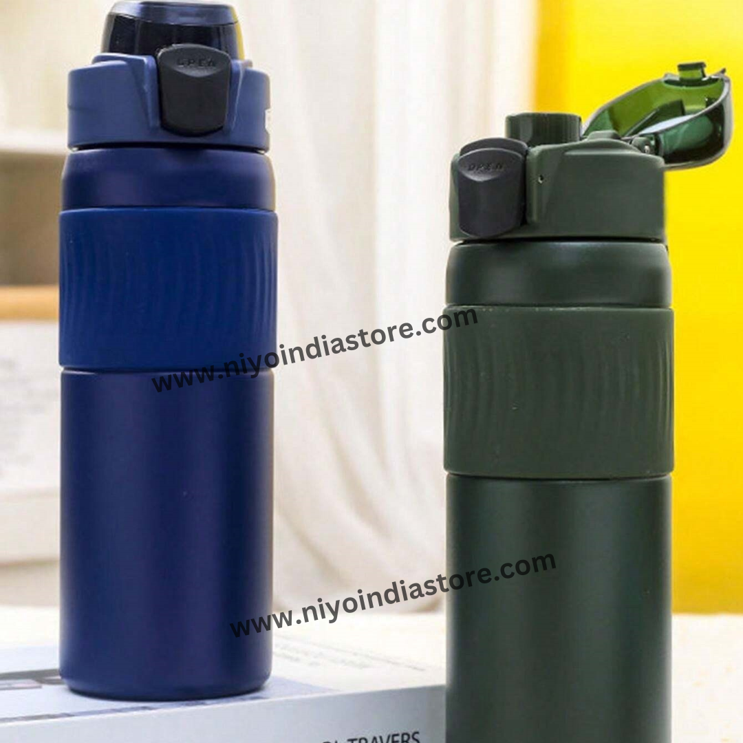 NIYO TOYS stainless steel vacuum bottle in navy and green, ideal for outdoor activities and ages 5+