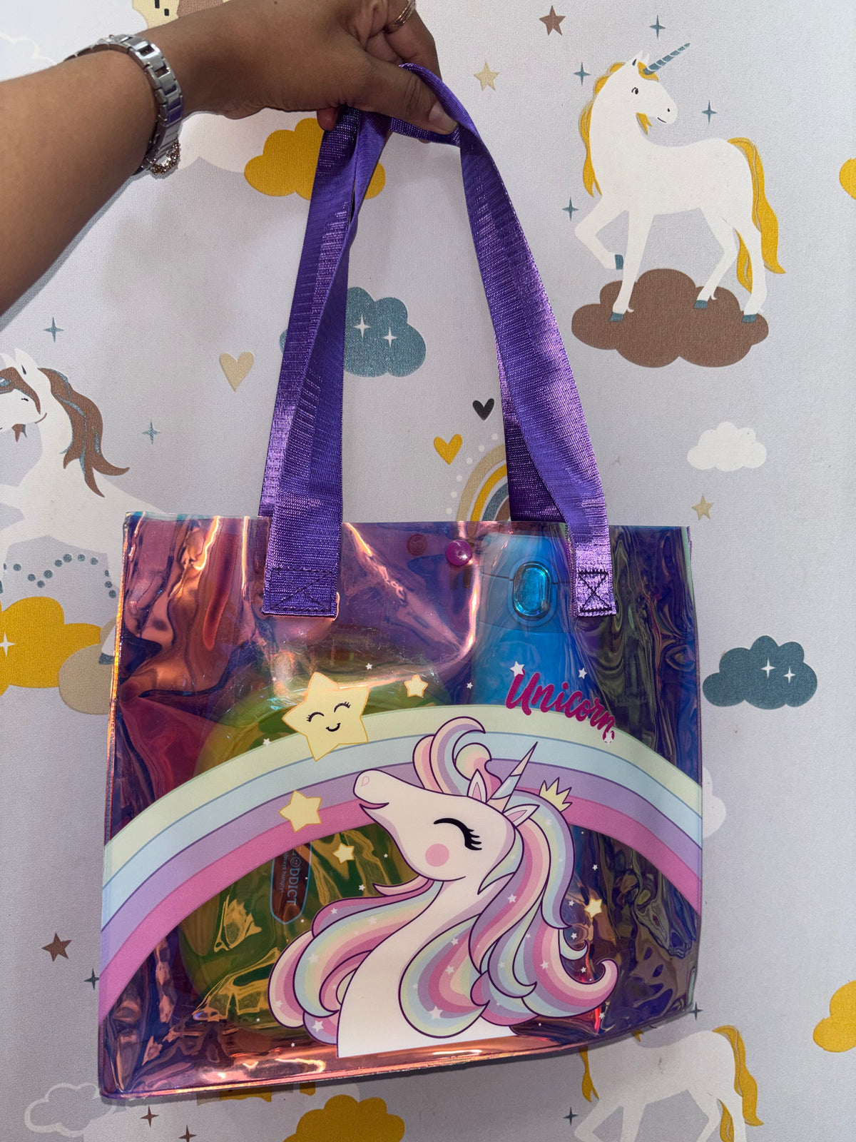 Colorful unicorn tote bag with rainbow design for kids, ideal for ages 3 and up, perfect for everyday use