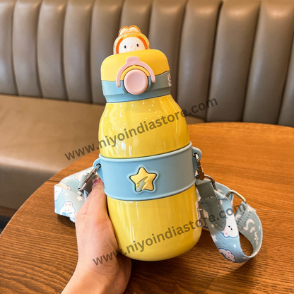 NIYO TOYS Vacuum Insulated Bottle for Children in Yellow with Cute Character and Shoulder Strap