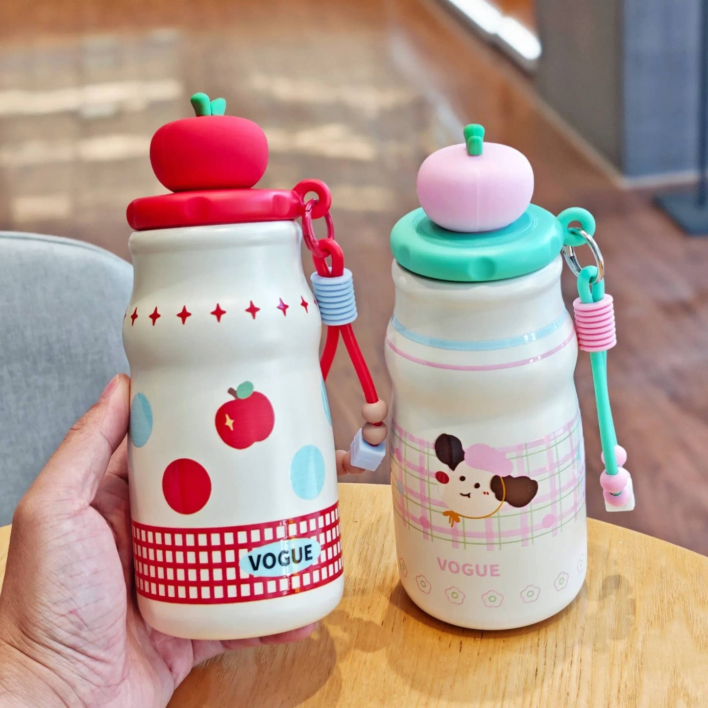 Colorful stainless steel drinks bottle with apple design, ideal for kids age 3+, perfect for school or outdoor use