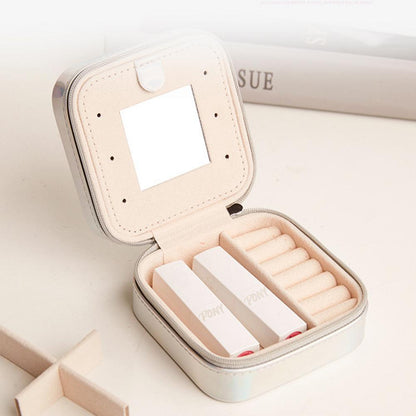 NIYO TOYS woman jewelry box in silver with a mirror and compartments for organizing accessories